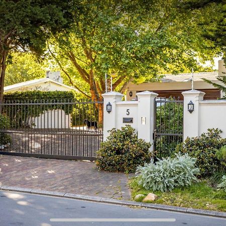 Guest Suite - Leafy Constantia Guest House Cape Town Exterior foto
